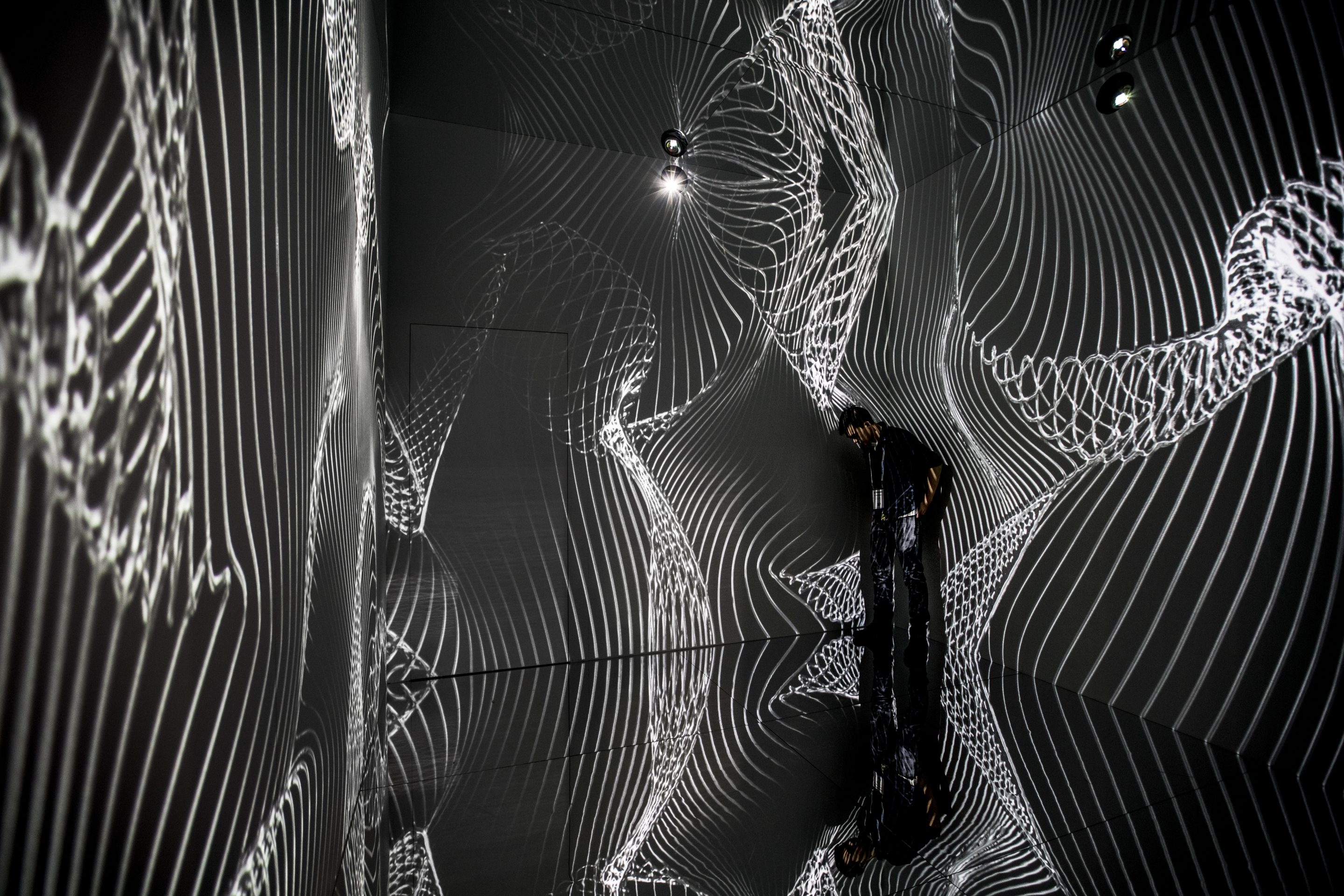 Infinity Room - Refik Anadol Studio